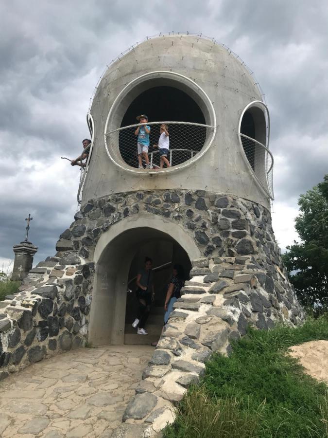 Srbska Kamenice 22 Exteriör bild