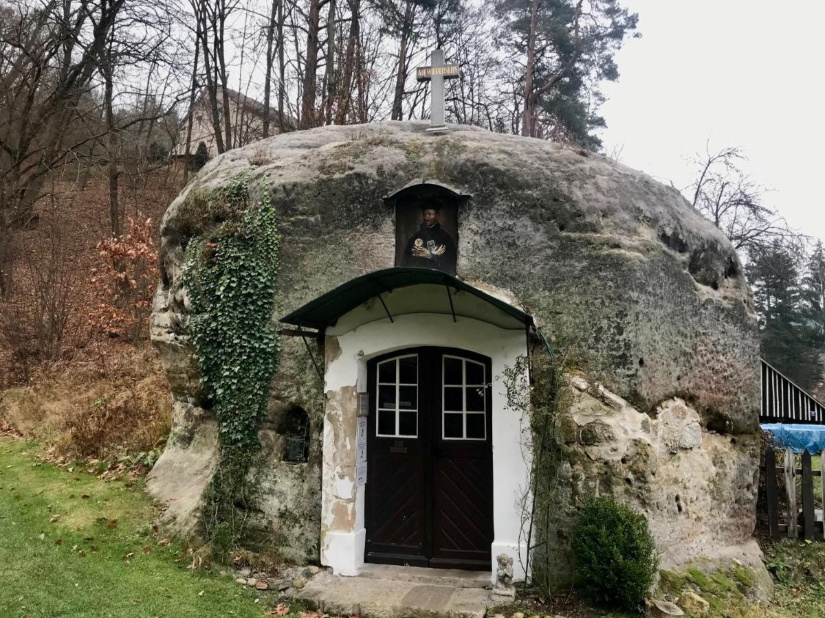 Srbska Kamenice 22 Exteriör bild